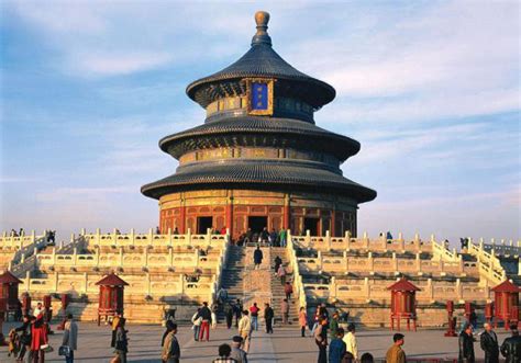 Il Tempio del Cielo: Un Oasis di Tranquillità nel Cuore di Xinxiang!